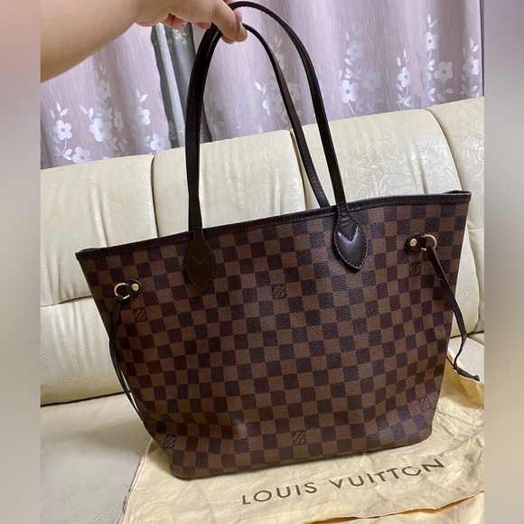❌SOLD❌Louis Vuitton Neverfull Damier MM - Picture 2 of 6